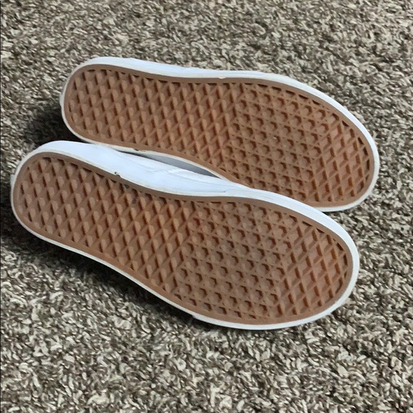 Vans - Picture 2 of 3